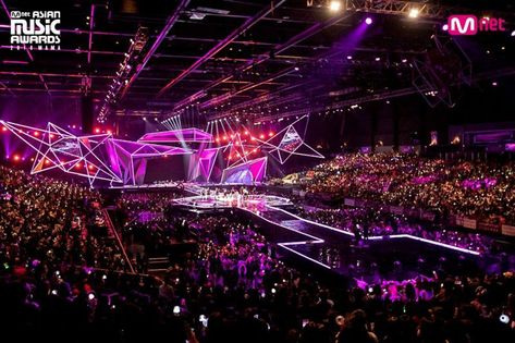 Concert Stage Design, L Logo, Mama Awards, Concert Stage, Kpop Music, Mnet Asian Music Awards, Stage Set, Best Kpop, Tv Times