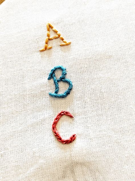 Embroidered Letters Alphabet, Straight Stitch Embroidery, Embroider Letters, How To Embroider Letters, Basic Hand Embroidery, Hand Embroidery Letters, Embroidery Lettering, Bee Embroidery Design, Letter Pattern Design