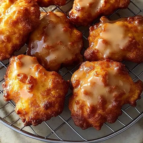 Air Fryer Apple Fritters Airfryer Apple Fritters Recipe, Air Fried Apple Fritters, Apple Fritter Bites Air Fryer, Air Fryer Apple Fritters Recipe Easy, Air Fryer Fritters, Airfry Apple, Quick Air Fryer Desserts, Air Fryer Apple Desserts, Apple Fritters Air Fryer