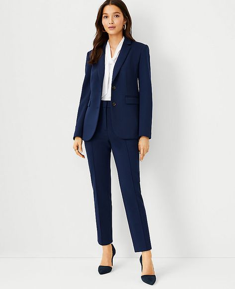 Pant Suits For Women Shoes, Suits For Women Work Office Wear, Court Pant For Women, Business Attire Petite Women, Professional Suit For Women, Pant Suits For Women Professional, Blazer Pant Suit Women, Interview Suits For Women, Suits For Women Interview