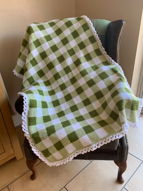 Baby checkered gingham tartan plaid afghan blanket in green and white wool/acrylic mix yarn with crocheted wave border Crochet Gingham Blanket, Crochet Checkered Blanket, Gingham Afghan Crochet Pattern, Green Gingham Blanket, Crochet Blanket Patterns Checkered, Green Gingham Crochet Blanket, Blue Gingham Crochet Blanket, Afghan Blanket, Tartan Plaid