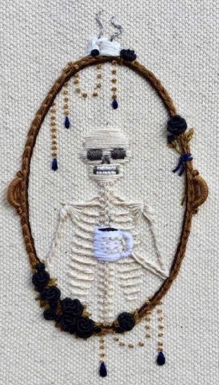 Skeleton Embroidery, Pola Sulam, Hand Embroidery Projects, A Skeleton, Cute Embroidery, Hand Embroidery Art, Sewing Embroidery Designs, Hand Embroidery Stitches, Embroidery Craft