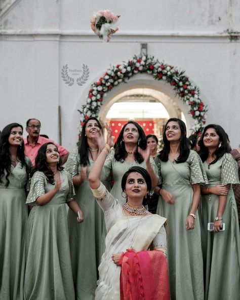 Dress Code For Kerala Wedding, Bridesmaid Dresses Kerala Christian, Kerala Dress, Christian Wedding Dress, Green Sarees, Engagement Stage, Simple Frock, Engagement Stage Decoration, Frocks And Gowns