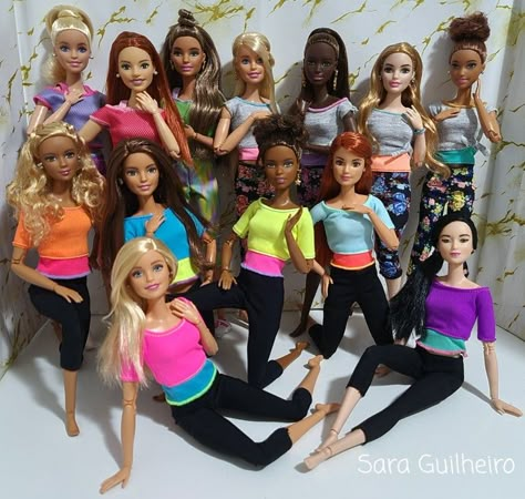 Barbie Dolls Made To Move, Made To Move Barbie Dolls, Barbie Workout, Barbie Diy Accessories, Made To Move Barbie, Barbies Pics, Barbie 2000, Custom Barbie, Barbie Doll Set