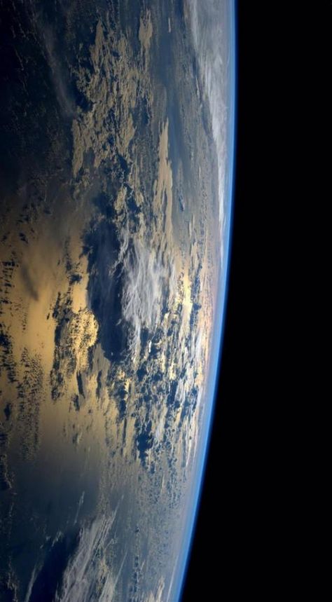 The Earth From Space, Planet Earth Aesthetic, The Earth Aesthetic, Earth Pictures From Space, Planet Earth From Space, Galaxy Hd, Angel Flight, Earth Photography, Earth Images