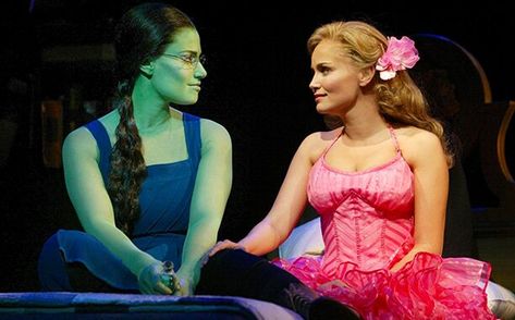 Wicked (2003) Idina Menzel and Kristin Chenoweth Into The Woods Movie, The Witches Of Oz, Elphaba And Glinda, Wicked Musical, Kristin Chenoweth, Idina Menzel, Defying Gravity, Theatre Nerds, Michelle Yeoh