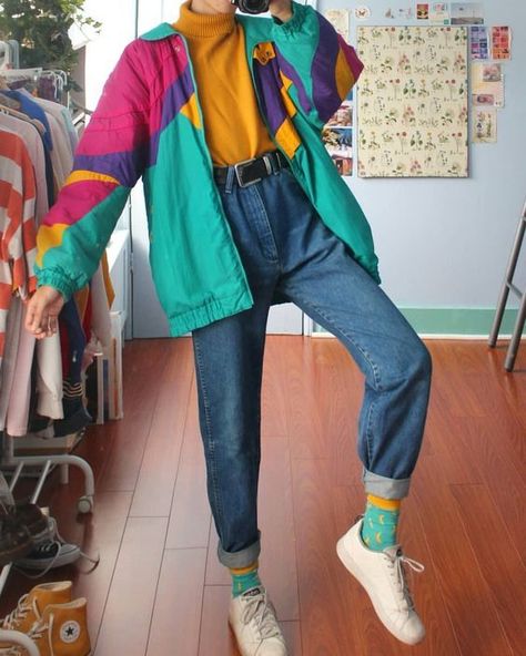 Stranger Things Inspiration Album - Album on Imgur 80s Fashion Women Dresses, 1980s Windbreaker Outfit, 80s Colorful Fashion, Colorful Streetwear Women, 80 Fashion Women Vintage 1980s Style, Gen Z Summer Fashion, 80s Magazine Fashion, Retro Outfits 90s Style, 80s Fashion Skirts