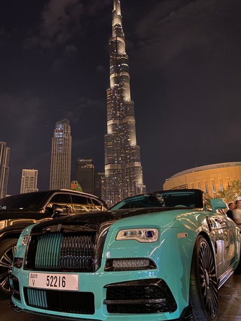 Dubai Burj khalifa Burj Khalifa With Car, Dubai Fake Story, Dubai Aesthetic Night, Rolls Royse, Dubai Burj Khalifa, Bedroom View, Magic Pen, Dubai Cars, Dubai Aesthetic