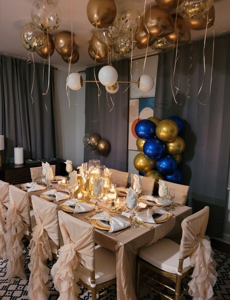 46 Year Old Birthday Party Ideas, House Party Pictures, 37th Birthday Party Ideas For Women, At Home Birthday Party Ideas For Adults, Celebration Ideas For Adults, Birthday Party Themes For Adults, 40th Birthday Party For Women, Dinner Birthday Party, 35 Birthday