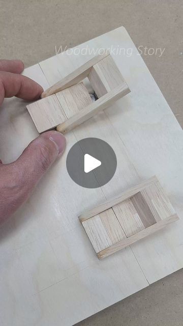 Woodworkig Story on Instagram: "Woodworking latch using magnet polarity #woodworking #shorts #diy #tip" Woodworking Crafts Ideas, Wood Latches Diy, Diy Woodworking Tools, Wooden Latches Diy, Wood Door Latch, Woodworking Jigs Homemade, Wooden Door Latch, Diy Latches Locks, Woodworking Projects Diy Beginner