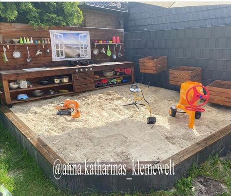 Kids Outdoor Spaces, Kid Friendly Backyard, Outdoor Kids Play Area, Outdoor Play Space, Kids Backyard Playground, Play Area Backyard, Outdoor Play Spaces, Backyard Kids Play Area, Sand Pit