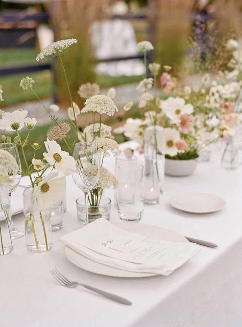 Simple Wild Flower Centerpieces, Dainty Wedding Florals, Flowers For Sweetheart Table, Bud Vases And Tea Lights Wedding, Simple Flower Table Decorations, Dainty Wedding Flowers, Garden Party Wedding Table Setting, Wedding Florals Simple, Paper Plate Table Setting Ideas