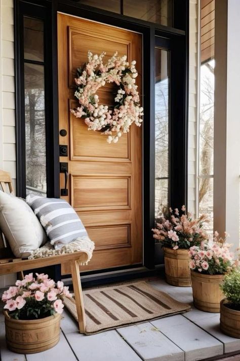 Modern Country Homes - Inspiring Styles Small Back Porch Privacy Ideas, French Porch Decor, Front Porch Set Up Ideas, Outdoor Porch Decorating Ideas, Small Front Porch Ideas Summer, Porch Decorating Spring, French Country Front Porch Ideas, Entry Porch Ideas, Front Porch Spring Decor Ideas