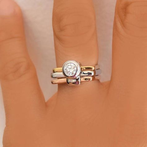 Square Engagement Ring, Square Diamond Engagement Ring, Square Engagement Rings, Contemporary Engagement Rings, Gold Diamond Engagement Rings, Wedding Rings Solitaire, Square Ring, Diamond Jewel, Anniversary Jewelry