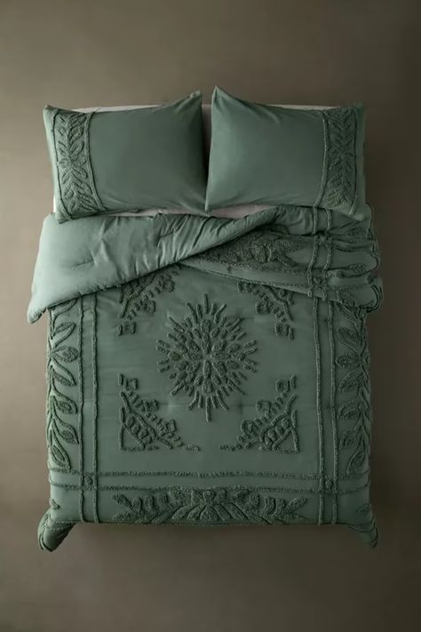 Green Bedding Ideas, Green Comforter Bedroom, Tufted Comforter, Green Duvet Cover, Boho Bedding Sets, King Size Comforter Sets, Boho Comforters, Boho Duvet Cover, Green Duvet