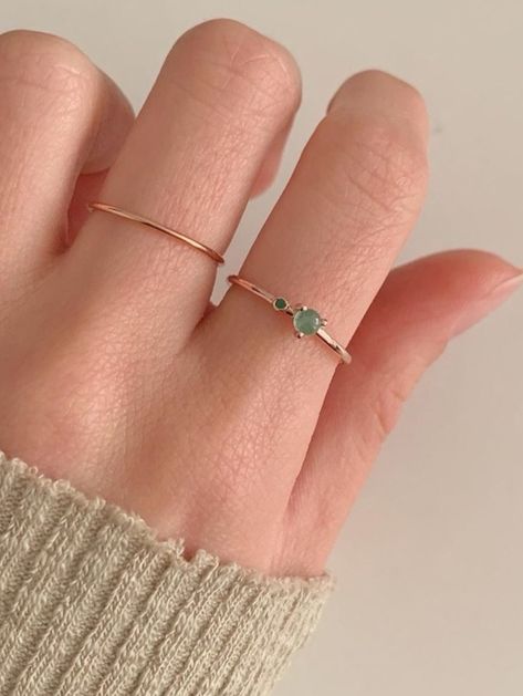 Minimal Rings Minimalist Jewelry, Minimalist Jewelry Silver, Hand Jewelry Rings, Rings Aesthetic, Aesthetic Minimalist, Gold Ring Designs, Dope Jewelry, Classy Jewelry, Fancy Jewellery