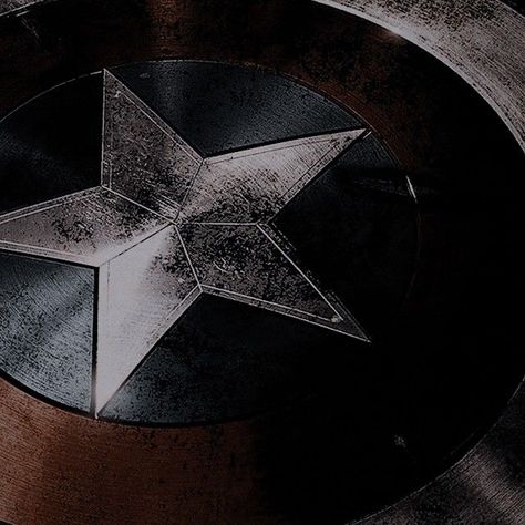 Avengers Visualization, Marvel Aestethic, Aesthetic Captain America, Steve Aesthetic, America Tumblr, Steve Rogers Aesthetic, Captain America Aesthetic, America Aesthetic, Avengers Aesthetic