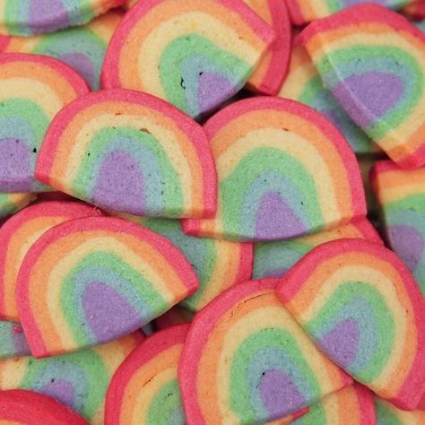 12 Rainbow Snacks That Will Go Over Like a Pot of Gold With Your Kids Rainbow Sugar Cookies, Rainbow Snacks, Kidcore Aesthetic, Rainbow Aesthetic, Rainbow Decorations, Template Instagram, Pot Of Gold, Kid Core, Indie Kids