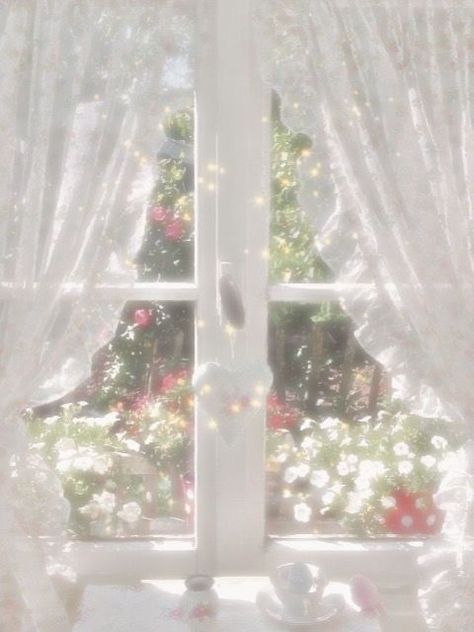 Cottage Core Room Decor, Cottagecore House, Cottage Core Room, Cottage Core House, Cottage Aesthetic, Ethereal Aesthetic, Cottage Core Aesthetic, Lace Curtains, Bedroom Aesthetic