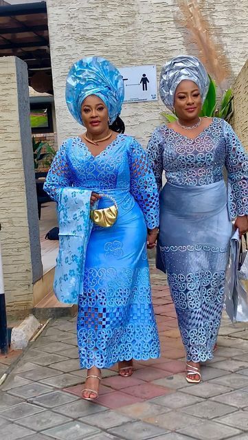 Buba Blouse And Wrapper, Iro Skirt And Blouse Lace Styles, Iro Gown Style Lace, Big Wedding Ceremony, Damask Styles For Nigerian Women, Iro And Buba Styles Lace Classy, Lace Blouse Styles For Wrapper, Iro And Buba Styles Lace, Asoebi Lace Styles Classy