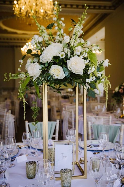 Tall Flower Centerpieces, Floral Centrepiece, Tall Wedding Centerpieces, Wedding Centrepieces, Wedding Floral Centerpieces, Tall Centerpieces, Tall Flowers, Wedding Vases, Flower Stand