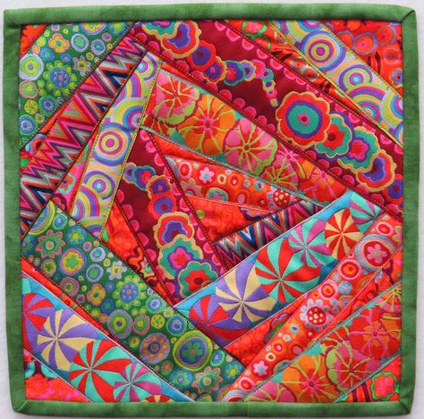 Crazy Quilt Tutorials, Crumb Quilts, Patchwork Cushions, Village Quilt, Colchas Quilting, Crazy Quilts Patterns, Modern Quilting Designs, Sewing Quilts, Kaffe Fassett Quilts