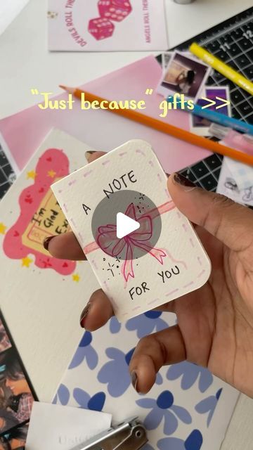 Best Friends Diary Ideas, Handmade Gifts For Bestie Birthday Diy, Creative Gifts For Friends Birthday, Birthday Handmade Gifts Friends, Craft For Bestie, Aesthetic Drawing Ideas Colourful, Card Decorations Ideas, Diy Sister Christmas Gifts, Presents For Teachers End Of Year