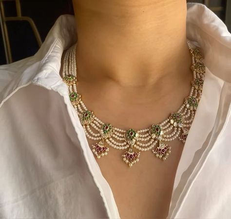 Neck Pieces Jewelry, Choker Necklace Designs, Fancy Jewelry Necklace, Pearl Jewelry Design, Pearl Necklace Designs, Fancy Jewellery Designs, Jewelry Set Design, Beaded Necklace Designs, Antique Bridal Jewelry