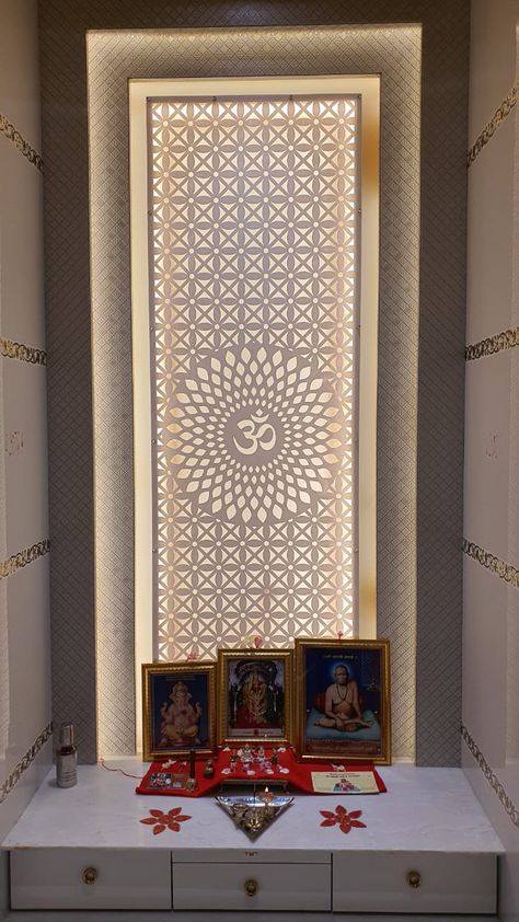 Puja Room Back Wall Design, Pooja Unit Cnc Design, Mandir Design Cnc, Pooja Room Background Design, Temple Glass Door Design For Home, Mandir Cnc Jali Design, Mandir Jali Design, Puja Room Design Indian Modern, Puja Room Design Indian