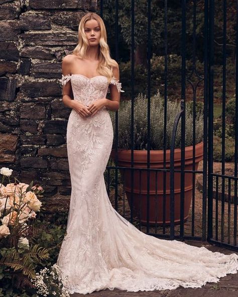 Lee Petra Grebenau on Instagram: "Luxury is in each detail #LPG2022" Lee Petra Grebenau, Instagram Luxury, March 5, Sheath Wedding Dress, Mermaid Formal Dress, Strapless Wedding Dress, Wedding Dresses, Formal Dresses, Wedding Dress