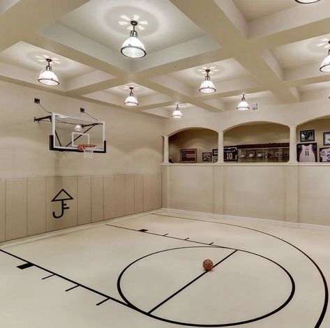 Basketball Court Backyard Aesthetic, Simulator Room, Sports Facility Architecture, Home Basketball Court, Golf Simulator Room, Basketball Court Backyard, Dream House Aesthetic, Christian Soldiers, Golf Simulator