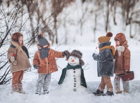 Kids In The Snow, Snow Family Pictures, Kids Playing In Snow, Kids New Years Eve, Haircut Selfie, Photo Hijab, Snow Illustration, Happy Winter Solstice, Boy Walking