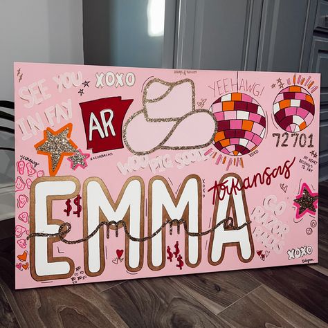 Name Paintings On Canvas Ideas, Sorority Record Painting, University Of Arkansas Painting, Cute Dorm Paintings, Dorm Room Canvas Painting Ideas, Dorm Art Canvases, College Painting Ideas, Arkansas Dorm Room, University Of Arkansas Dorm