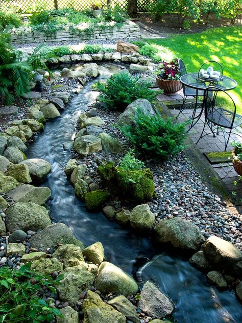 Backyard Stream, Garden Stream, Taman Air, Garden Pond Design, Koi Ponds, Pond Landscaping, Backyard Water Feature, Waterfalls Backyard, Small Backyard Gardens