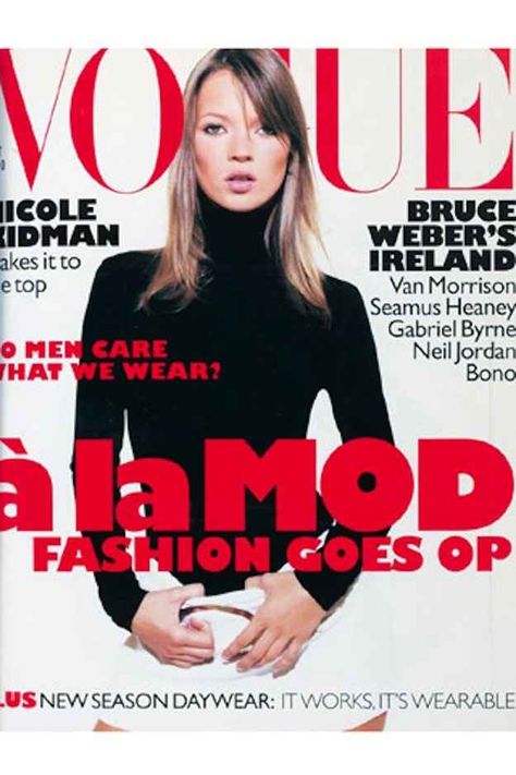 Vogue UK - 1995. | The Evolution Of Kate Moss, In 66 Vogue Covers Kate Moss Hair, Kate Moss 90s, Kate Moss Style, Vogue British, Carolyn Murphy, Vogue Magazine Covers, Bruce Weber, Magazine Vogue, Vogue Us