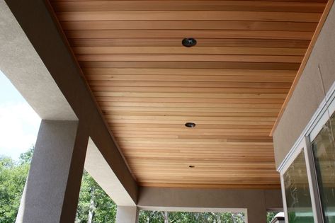 Western red cedar porch ceiling paneling. Patio Ceiling Ideas, Cedar Ceiling, Wood Plank Ceiling, Ceiling Cladding, Porch Wood, Cedar Roof, Plank Ceiling, Porch Ceiling, Timber Ceiling