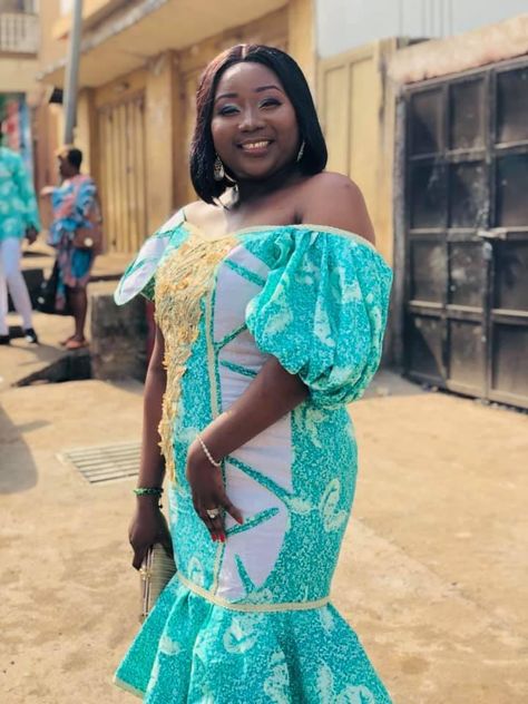 Print Styles From Sierra Leone, Sierra Leone Krio Print Styles, Sierra Leone Traditional Dress, Green Wedding Dresses, Dress Sewing Tutorials, Black Tie Party, African Clothes, African Fashion Ankara, African Traditional Dresses