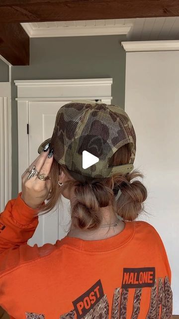 TORIE BLISS on Instagram: "Hat hairstyle 🖤" Cute Hat Hairstyles For Work, Hairstyles With A Hat, Cute Hat Hairstyles, Camouflage Trucker Hat, Military Style Camouflage Trucker Hat With Flat Brim, Orange Camo Hat, Camo Bucket Hat, Cute Hats, Hat Hairstyles