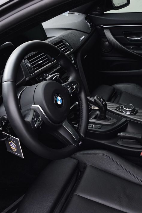 BMW Interior Bmw M3 Interior, Bmw Z4 Roadster, Bmw Interior, Car Wheels Diy, Bmw Serie 1, Bmw I, Custom Car Interior, Bmw X7, Car Wheels Rims