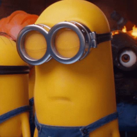 Blah Blah Cute GIF - BlahBlah Cute Minions - Discover & Share GIFs Despicable Me Gif, Minion Kiss, Minions Animation, Roll Eyes, Minion Humour, Cool Lifestyle, Minion Gif, Funny Minion Pictures, Cute Minions