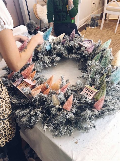 Christmas Village Wreath, Village Wreath, Martha Stewart Christmas, Christmas Wreath Diy, Anthropologie Christmas, Village Christmas, Diy Christmas Village, Bottle Brush Christmas Trees, I Love Christmas