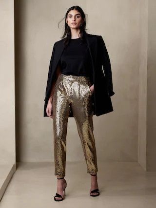 Queer Cocktail Attire, Chic Holiday Party Outfit, 2023 Holiday Outfits, 2024 Holiday Party Outfit, Office Xmas Party Outfit, Holiday Party Outfit 2023, Cocktail Party Outfit Pants, Holiday Work Outfits, Cocktail Attire For Women Winter