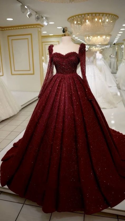 Fancy Evening Dresses Long Sleeve, Wine Red Dress Long Evening Gowns, Red Carpet Looks Women, Royal Red Dress, Wine Red Dresses Long, Maroon Ball Gown, Maroon Wedding Dress, Maroon Gowns, Event Advertisement