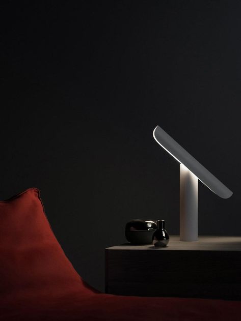 The T-lamp is a take on the archetypal desk lamp, with a simple mechanism allowing it to tilt and cast light from different angles. Although simplified to basic geometrical shapes, the lamp has a monumental appearance. 
 Note: * Our default light source is 3000K, if you need other color temperature, please contact us. 
 If you have any questions about our products, please contact us and we will reply to you within 24 hours. 
 Product Size 
 S ize: Dia 30cm x H 40cm /  11.8 x H  15.7  
 
 Details Minimalist Home Office, Geometrical Shapes, 3d Modelle, Chandelier Floor Lamp, Ceiling Chandelier, Entry Foyer, Chandelier Ceiling Lights, Modern Lamp, Metal Lighting