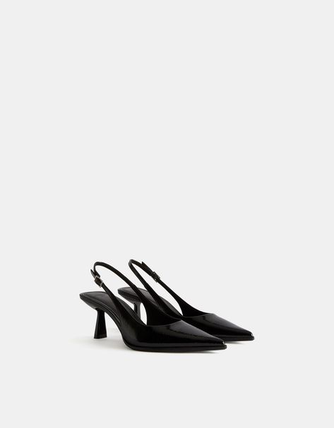 Bershka Shoes, Black Slingback Heels, Pointy Heels, Black Kitten Heels, Classy Shoes, Trainer Heels, Shoe Inspo, Slingback Shoes, Classy Jewelry