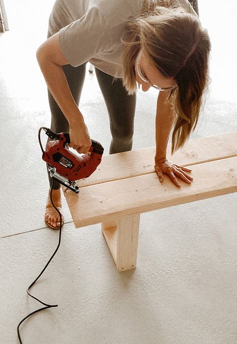 Easy $25 Entryway Bench - Kristin Jones Diy Bench For Bedroom, How To Decorate A Bench In Bedroom, Simple Entry Bench, Small Benches Entryway, Bench Diy Dining, Outside Bench Diy, Diy Bench Coffee Table, Small Porch Bench Ideas, Noodle Bench Diy