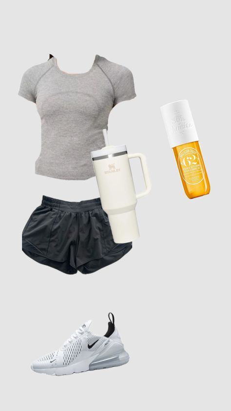 Lulu outfit #lululemon Cute Fits With Lulu Shorts, Lululemon Top Outfit, Lululemon Style Inspiration, What To Wear With Black Lululemon Shorts, Lulu Sweatpants Outfit, Lulumelon Outfit, Lululemon Hiking Outfit, Black Lulu Shorts Outfit, Lulu Leggings Outfit