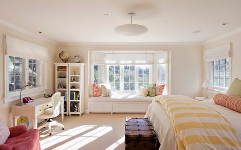 The spacious layout of this room lets light in on 3 sides and features a full size window seat. Bedroom Window Seat, Traditional Bedroom Design, Cozy Window Seat, Window Seat Design, Big Bedrooms, Traditional Bedroom, Design Seeds, Trendy Bedroom