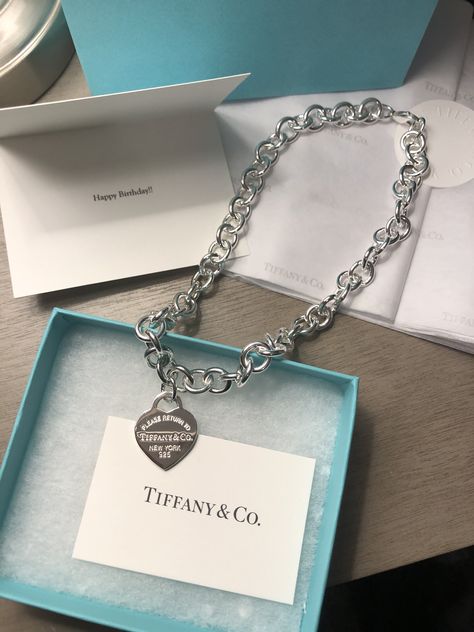 Aesthetic Tiffany And Co, Tiffany And Co Return To Tiffany Necklace, Tiffany & Co. Jewelry, Tiffany Lovestruck Necklace, Tifanny And Co Aesthetic, Tiffany Chunky Necklace, Tiffinays Necklace, Tiffany And Co Return To Tiffany, Tiffany And Co Jewelry Necklace