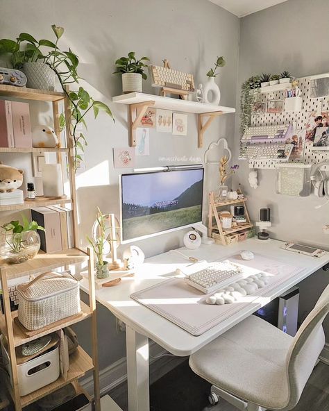 Room Inspo Minimalist, Nice Desk, Cozy Desk, White Desk, Office Room Decor, Room Redesign, Study Room Decor, Redecorate Bedroom, Cozy Room Decor